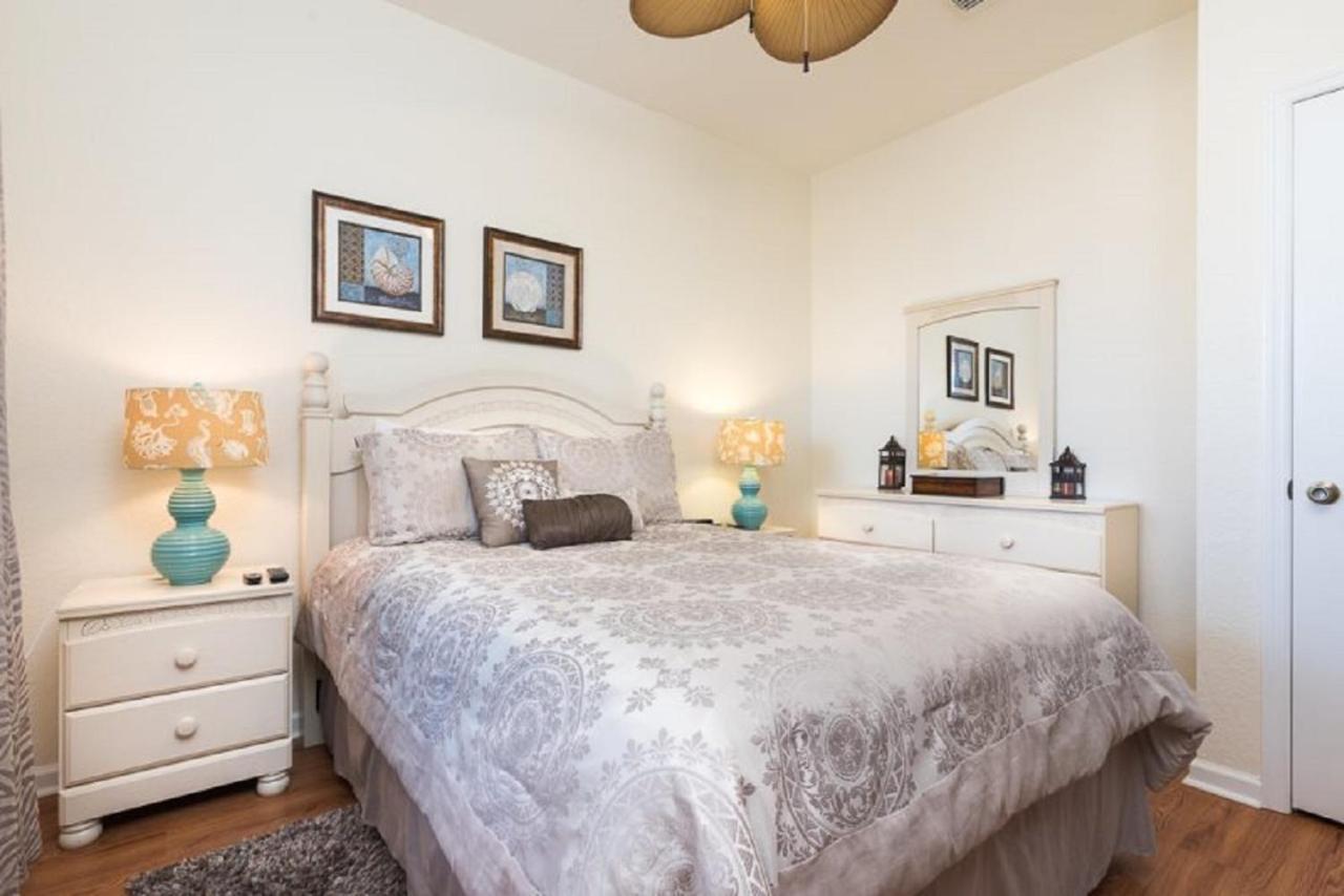 Luxurious - Just 2 Miles From #404 Apartment *