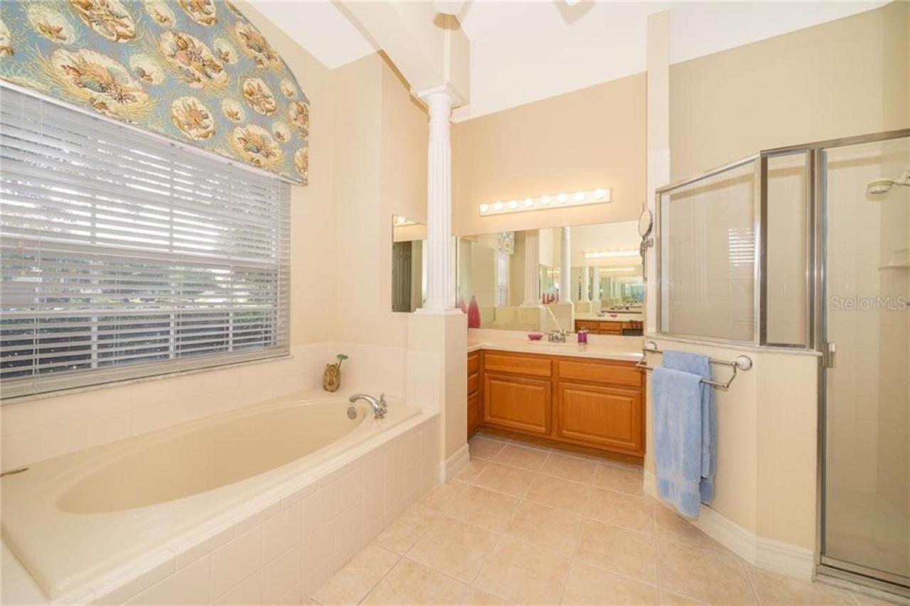 Holiday home Mickey's Corner: 5br With Pool, Hot Tub & Game Near Orlando