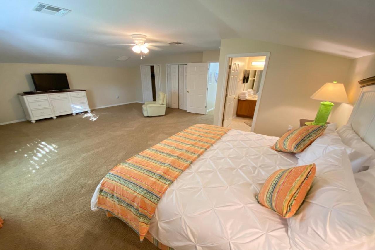 Holiday home Mickey's Corner: 5br With Pool, Hot Tub & Game Near *