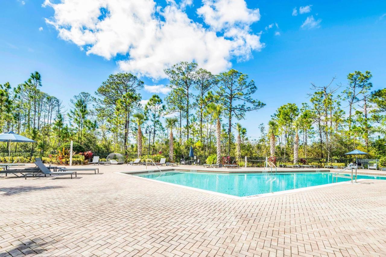 Apartment Near Disney - Stunning 3br - Pool And Hot Tub!