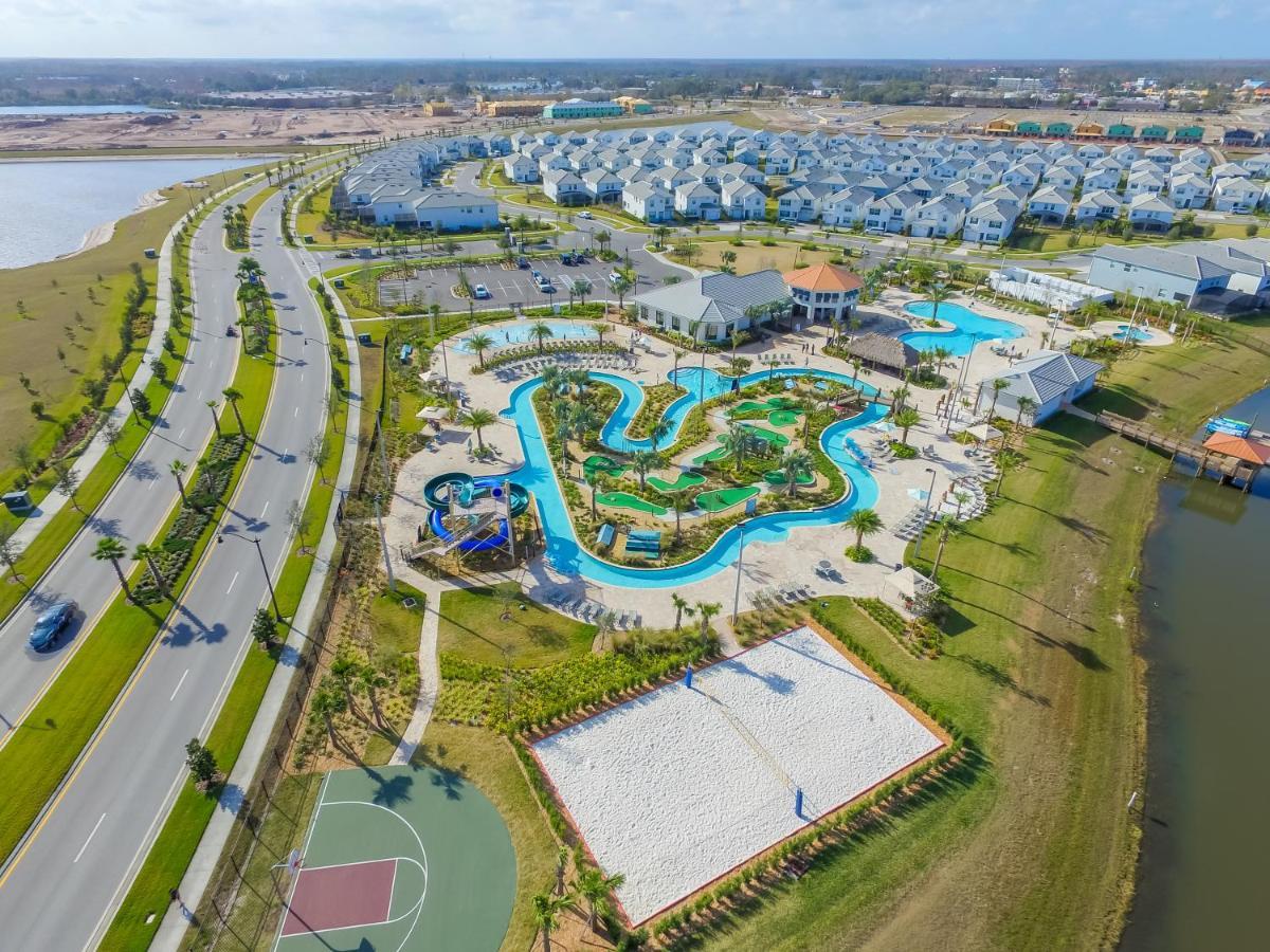 Holiday home Lovely W Private Pool & Free Water Park