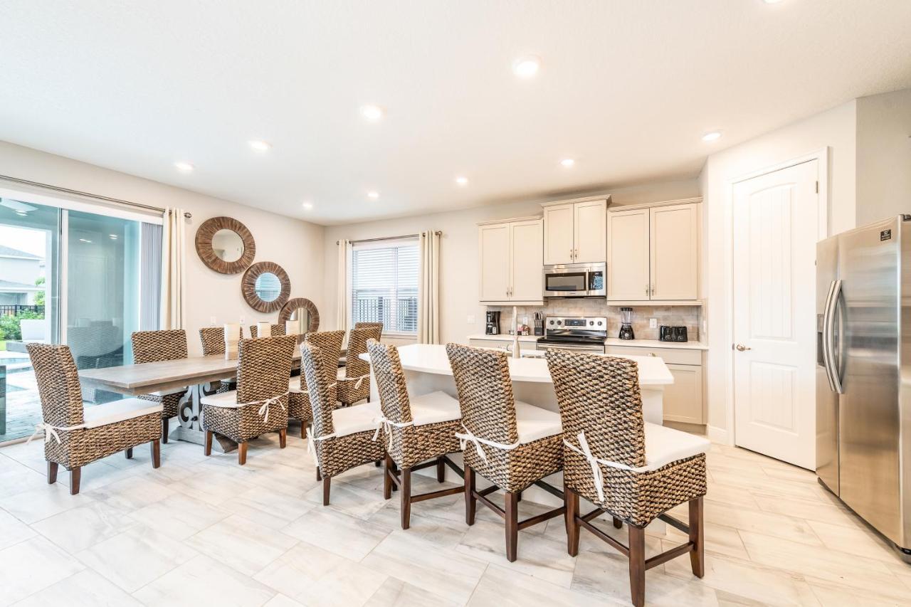 Holiday home Attractive By Rentyl With Game Near - 401s Orlando