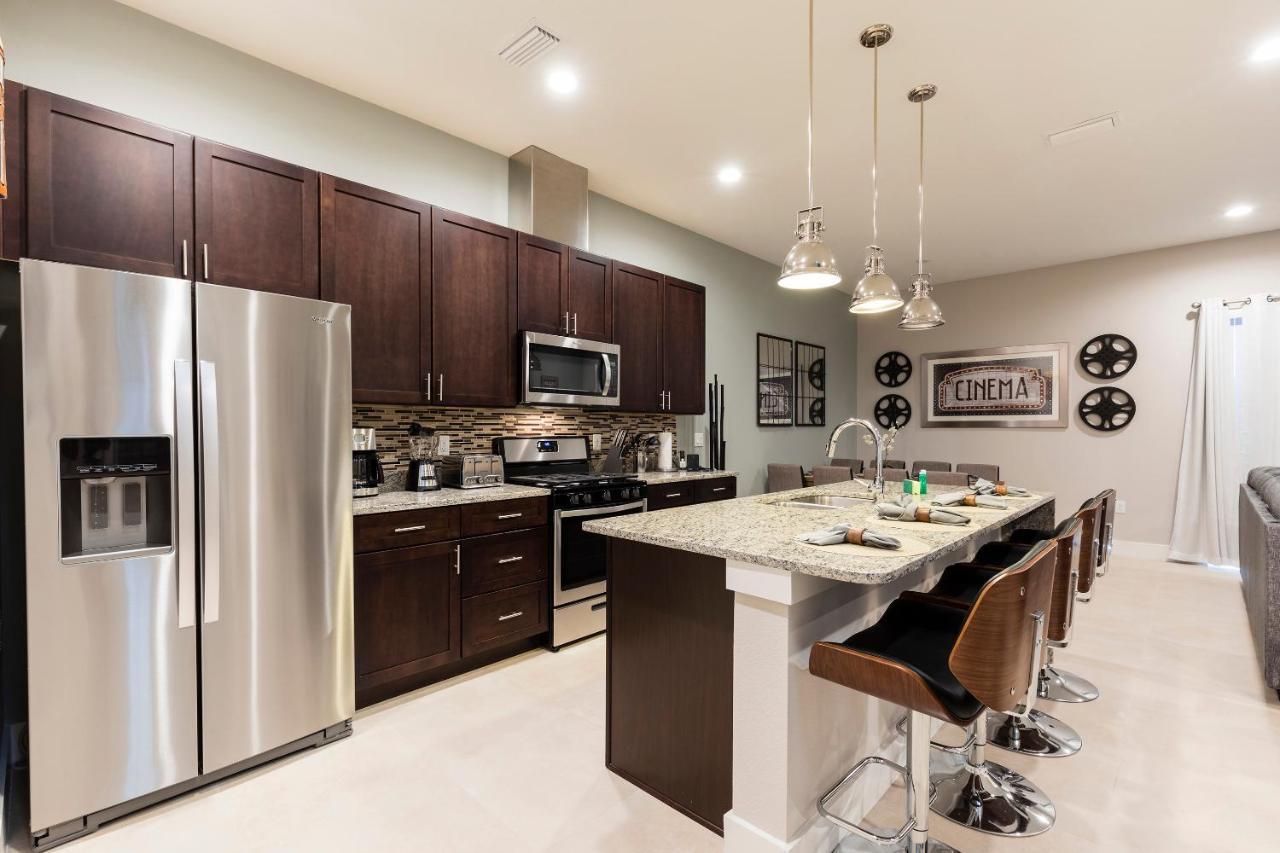 Beautiful Family Patio Area With Bbq 5min * Orlando