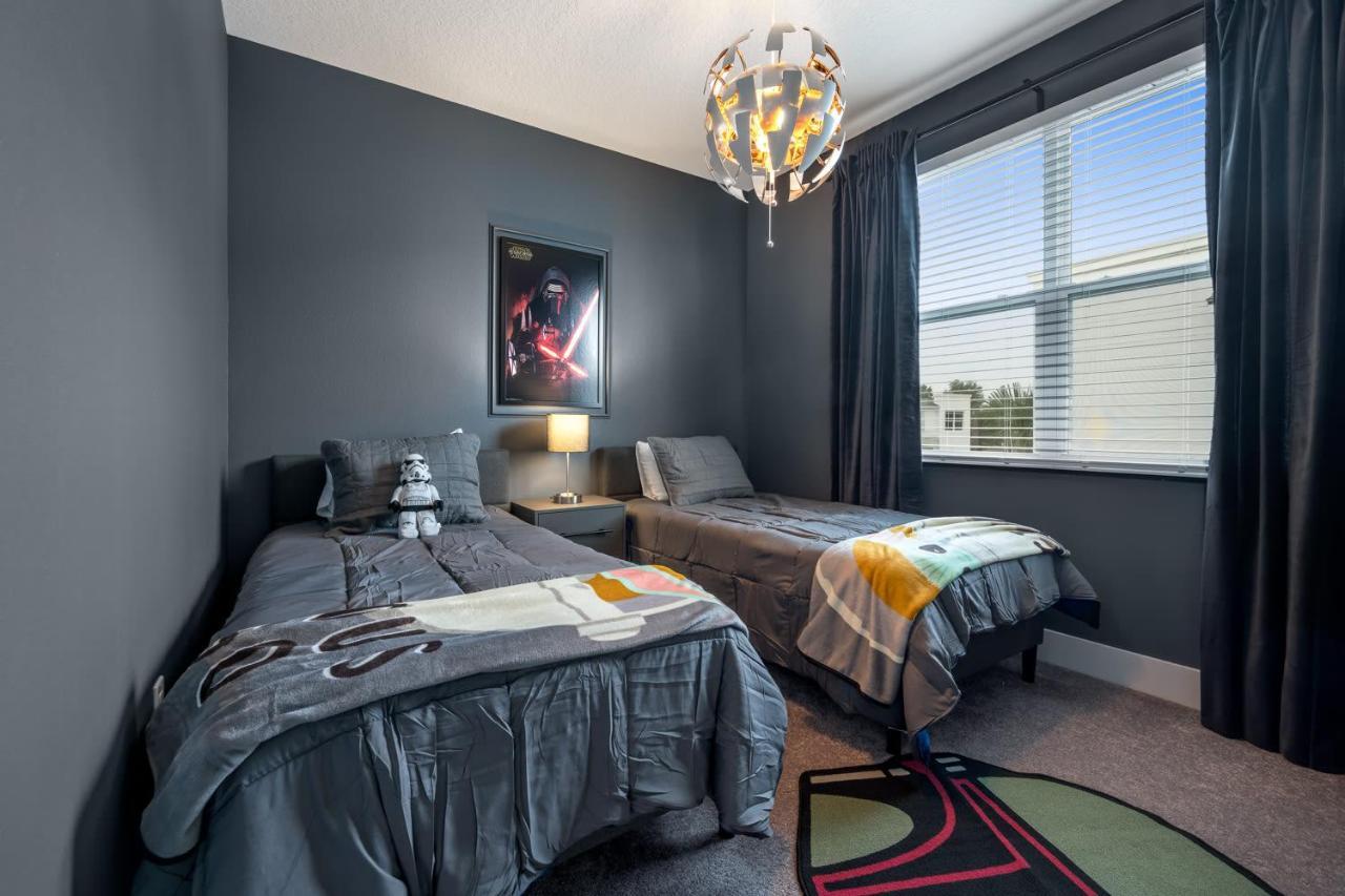 Luxury With Amazing Themed Bedrooms Holiday home Orlando
