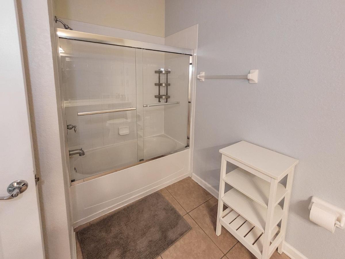3br 2bath Balcony 5min Conv Center 1388ft Orlando