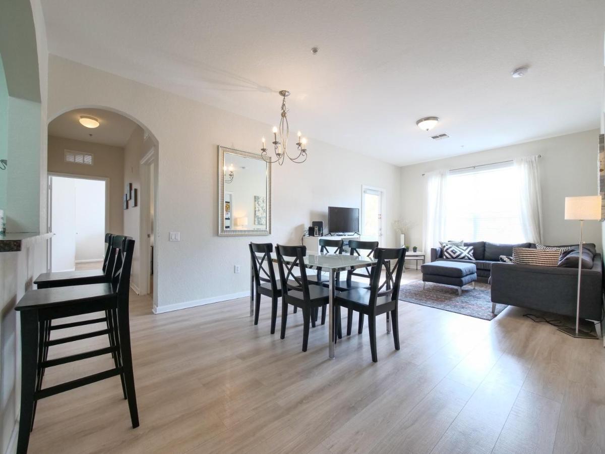 3br 2bath Balcony 5min Conv Center 1388ft Holiday home Orlando