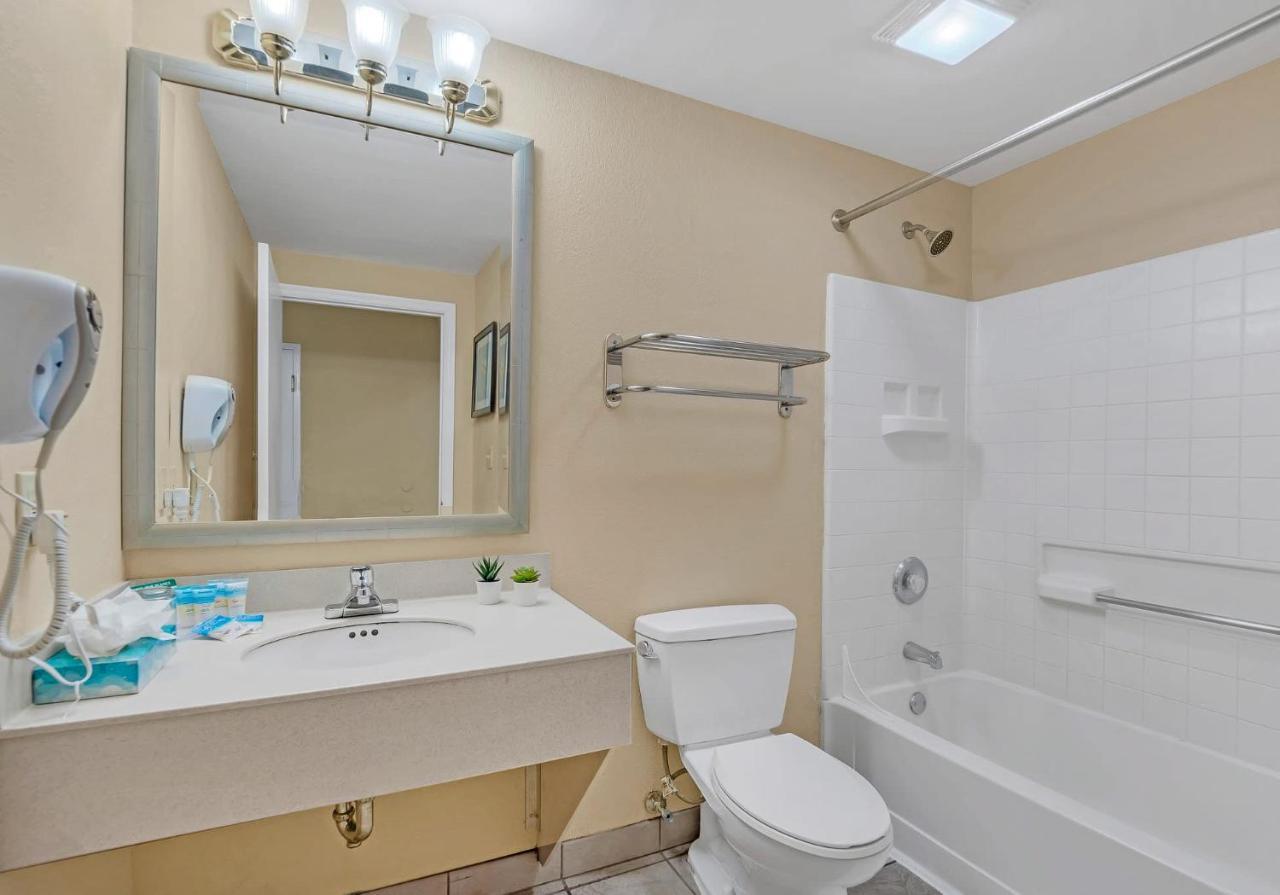 1br With 2 Queen - Pool, Hot Tub & Arcade, Near Universal & Disney! Apartment *