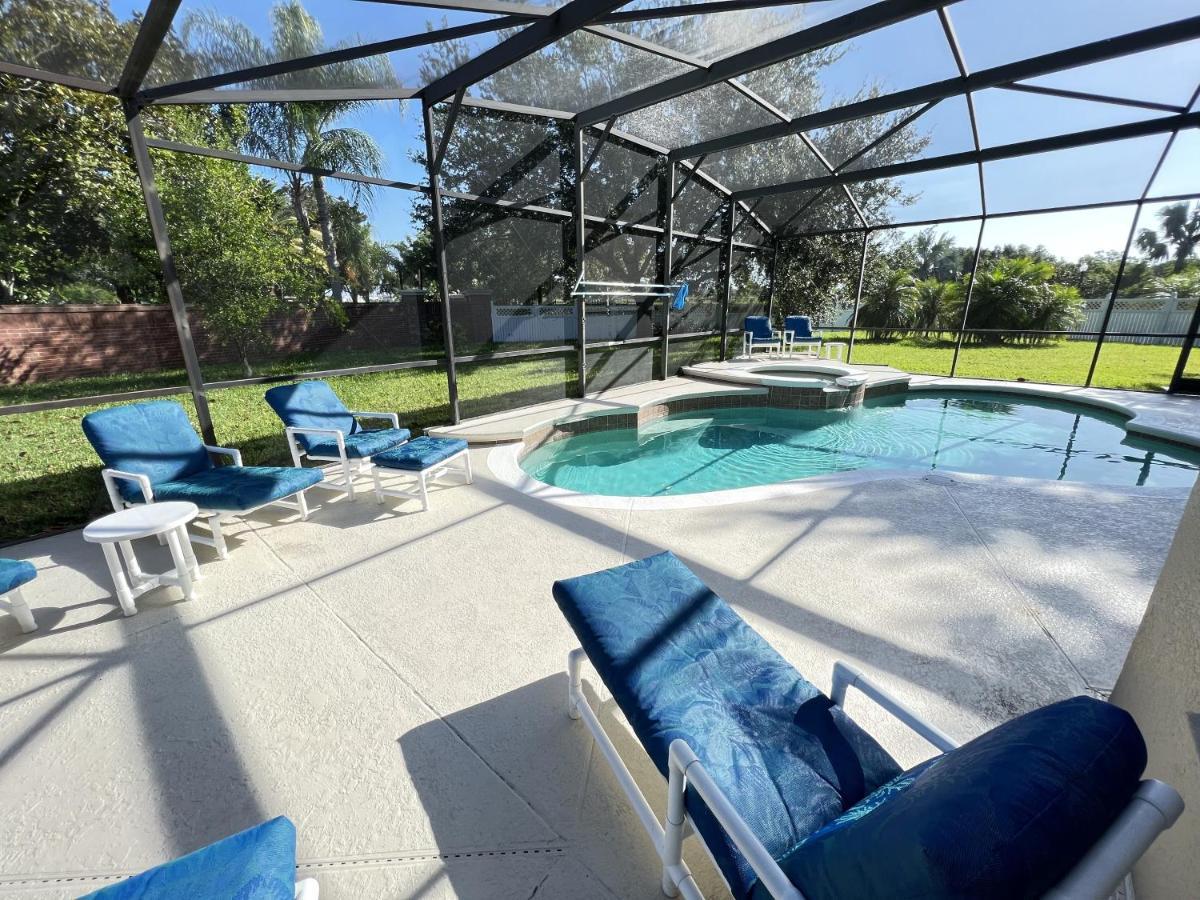 Holiday home Mickey's Corner: 5br With Pool, Hot Tub & Game Near Orlando