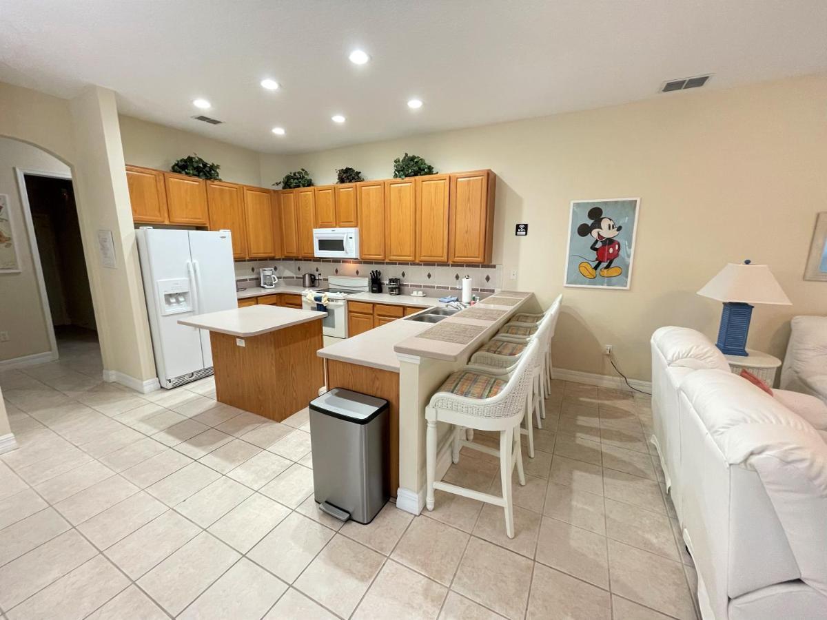 Mickey's Corner: 5br With Pool, Hot Tub & Game Near Orlando