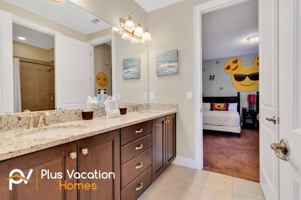 491-luxury W Pool &spa * Orlando
