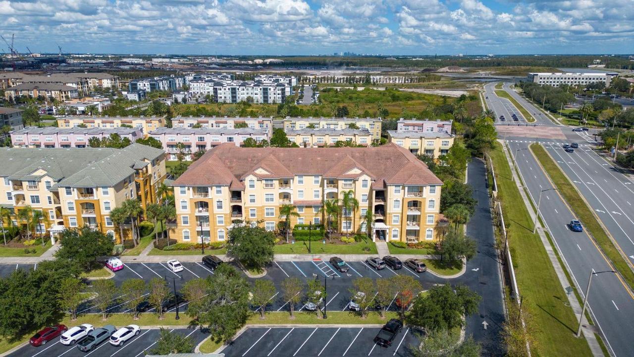 Vista Cay Orlando