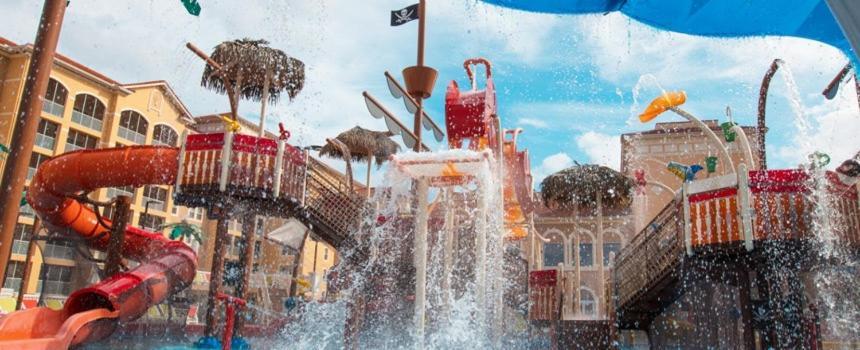 Hotel 5 Minutes Away From Disney, Westgate Orlando