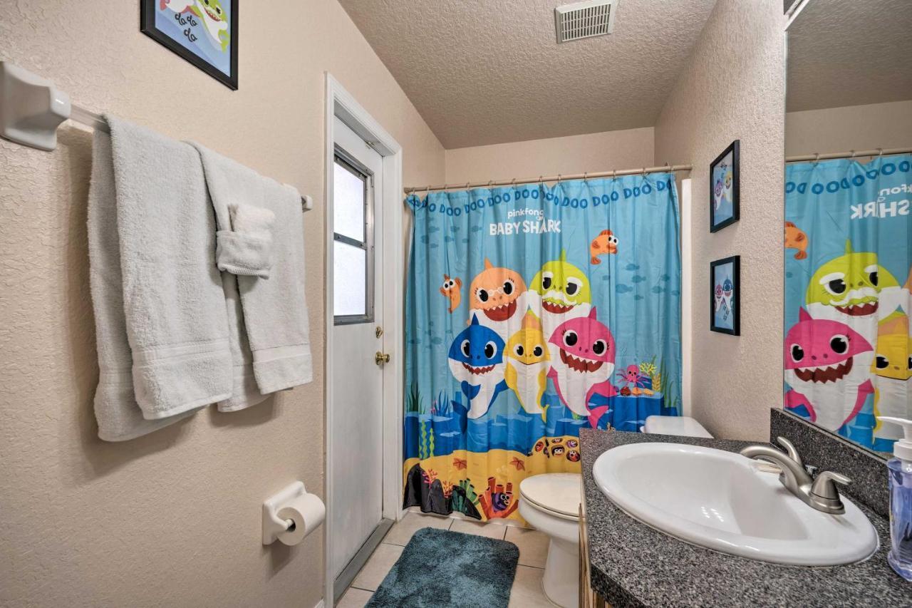 Holiday home Spacious Florida Family - 10 Mi To Disney!