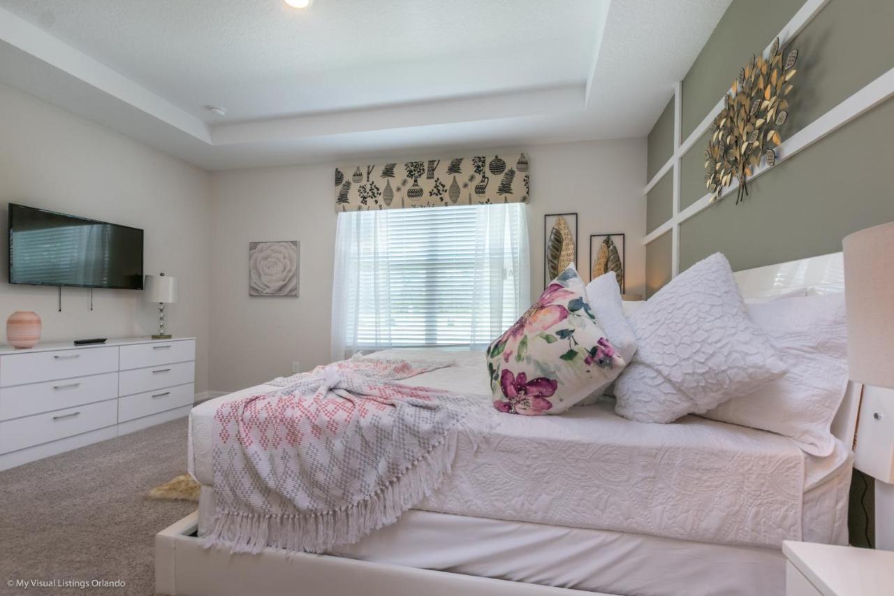 Solara - 5 Bed 4,5 Baths Townhome Holiday home