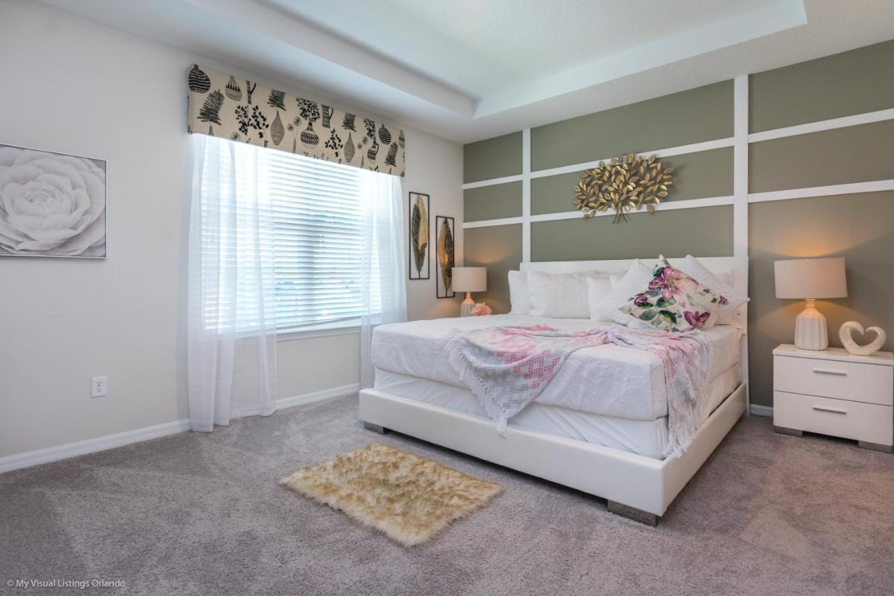 Solara - 5 Bed 4,5 Baths Townhome Holiday home *