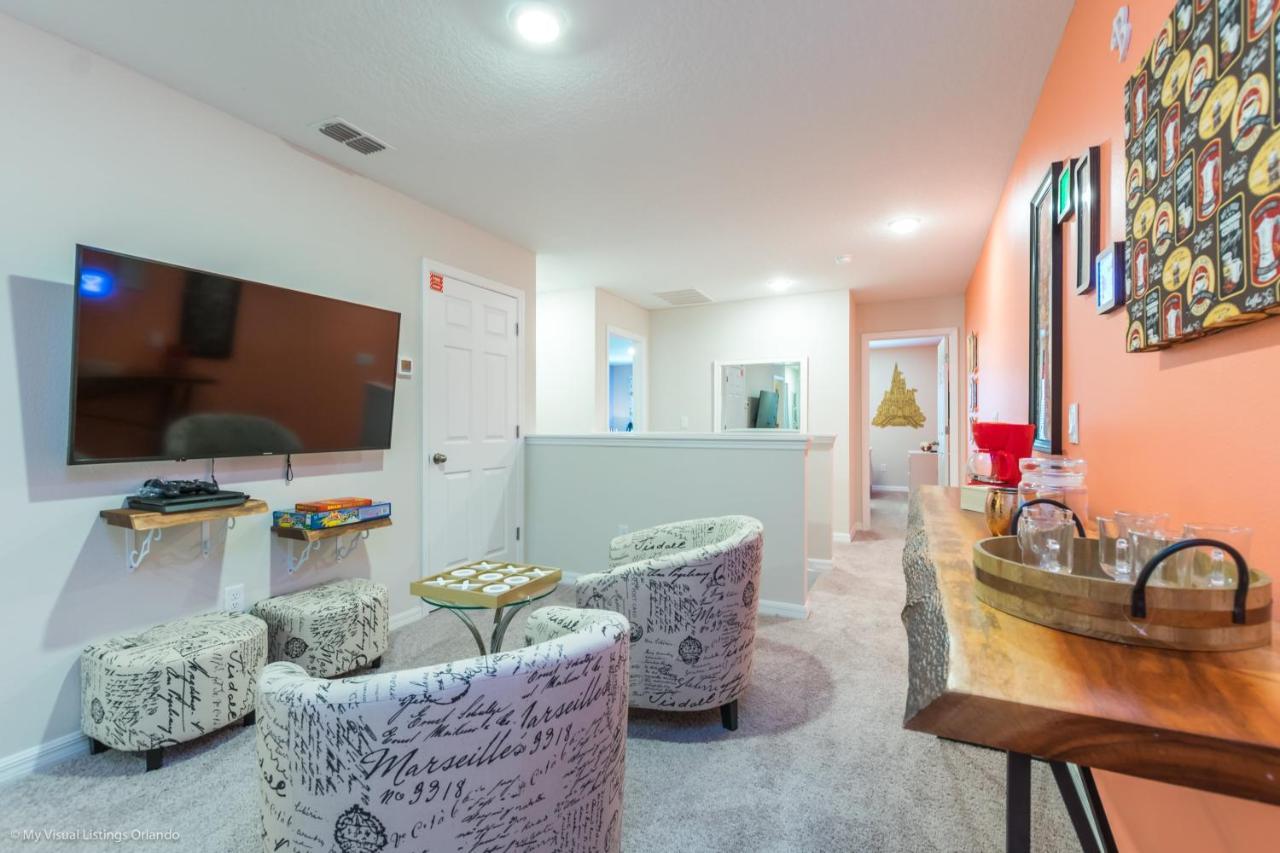 Solara - 5 Bed 4,5 Baths Townhome Holiday home *