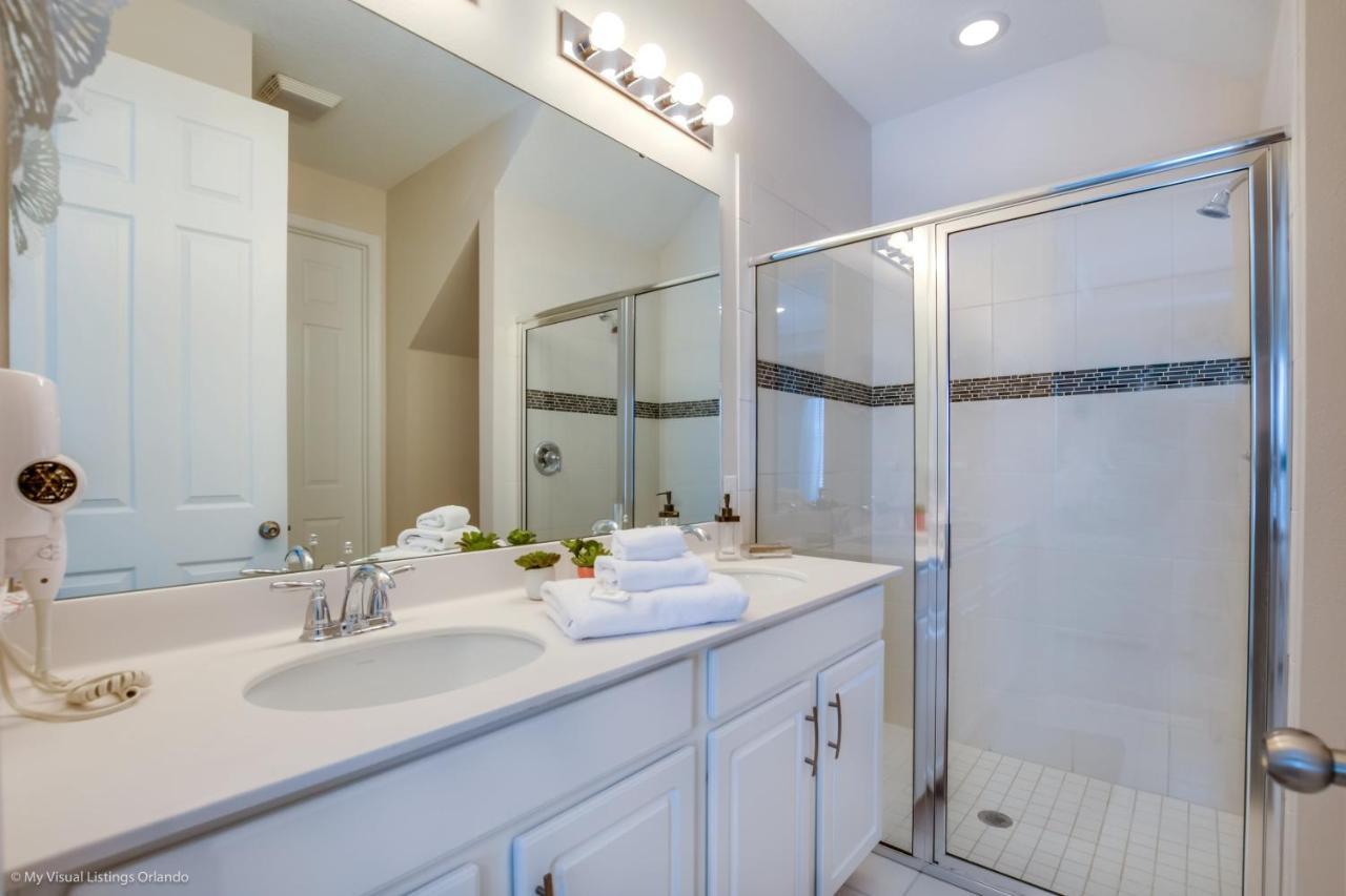 Solara - 5 Bed 4,5 Baths Townhome Holiday home
