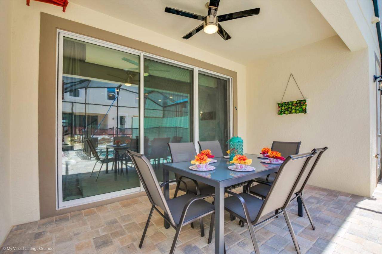 Solara - 5 Bed 4,5 Baths Townhome *