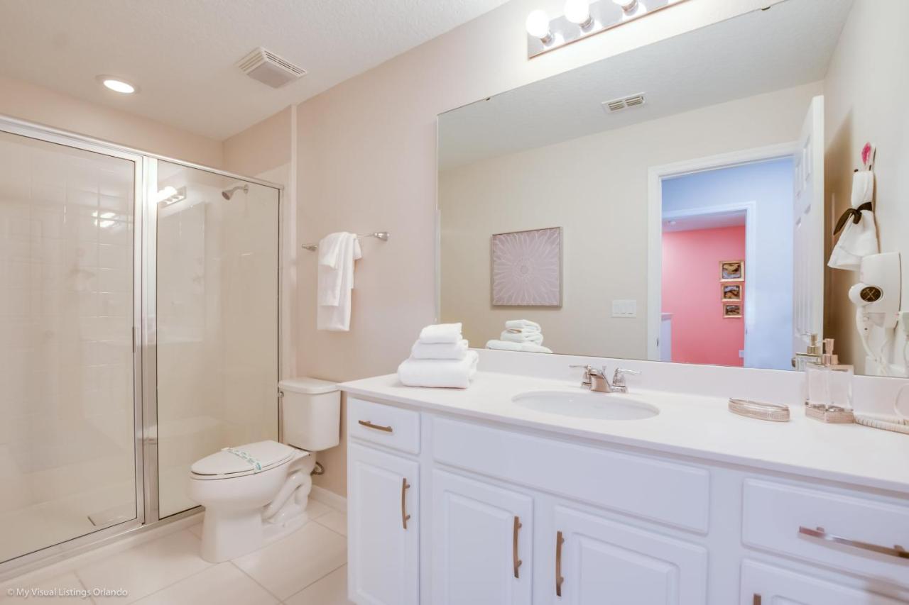 Solara - 5 Bed 4,5 Baths Townhome