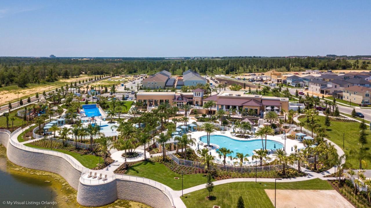 Solara - 5 Bed 4,5 Baths Townhome Holiday home *