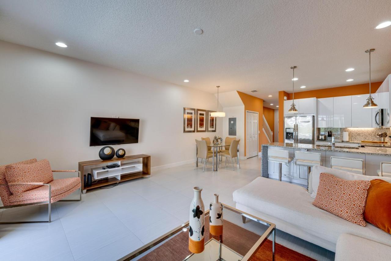 Clermont Townhome With Pool About 9 Mi To World! Holiday home *