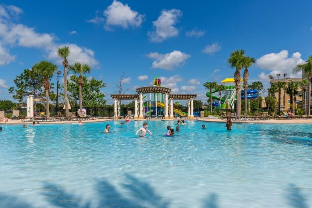 Luxurious - Just 2 Miles From #404 Apartment *