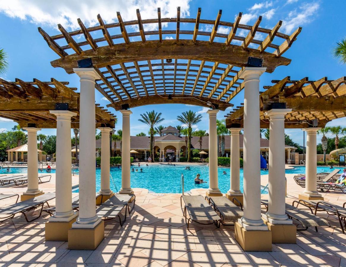 Luxurious - Just 2 Miles From #404 *