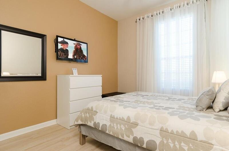Apartment Incredible - 2 Miles From Portal 201 *