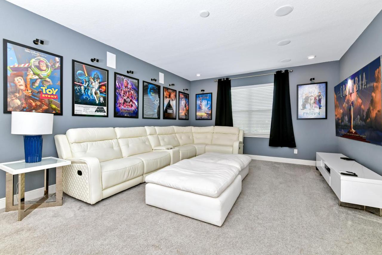 Gleaming By Rentyl With Theater Near - 209s Orlando