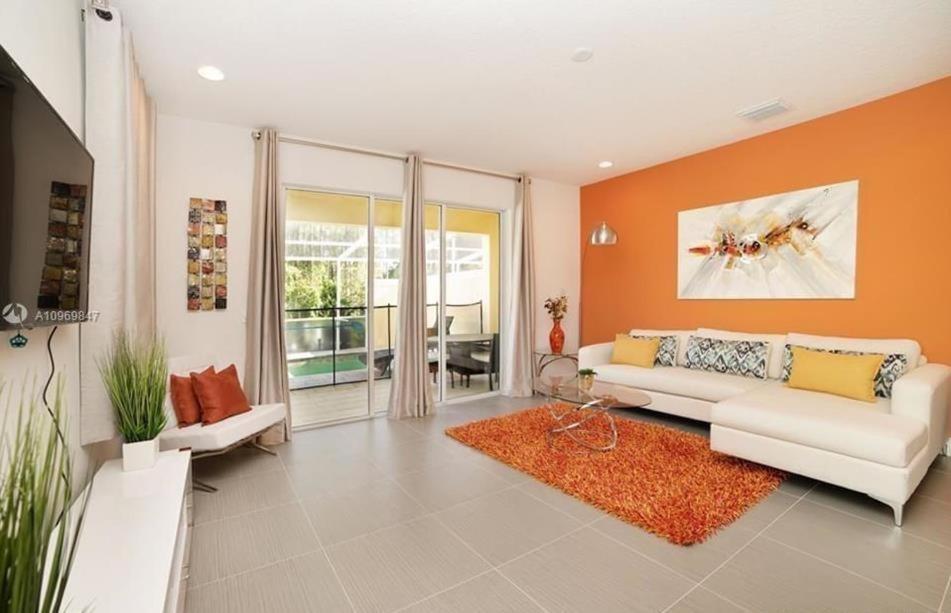 3 Bedrooms Pool Retreat Close To Apartment
