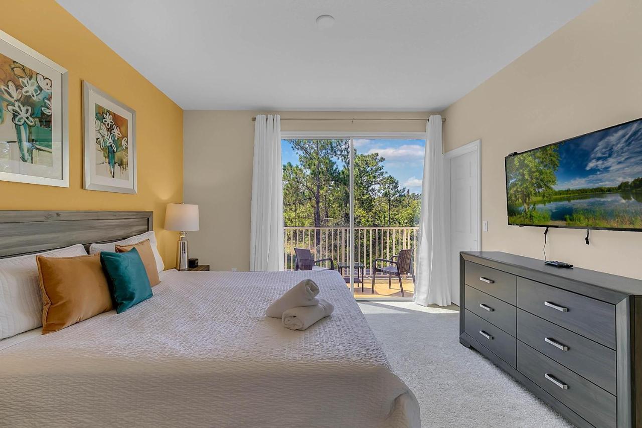 Apartment 3 Bedrooms Pool With Clubhouse Amenities Retreat