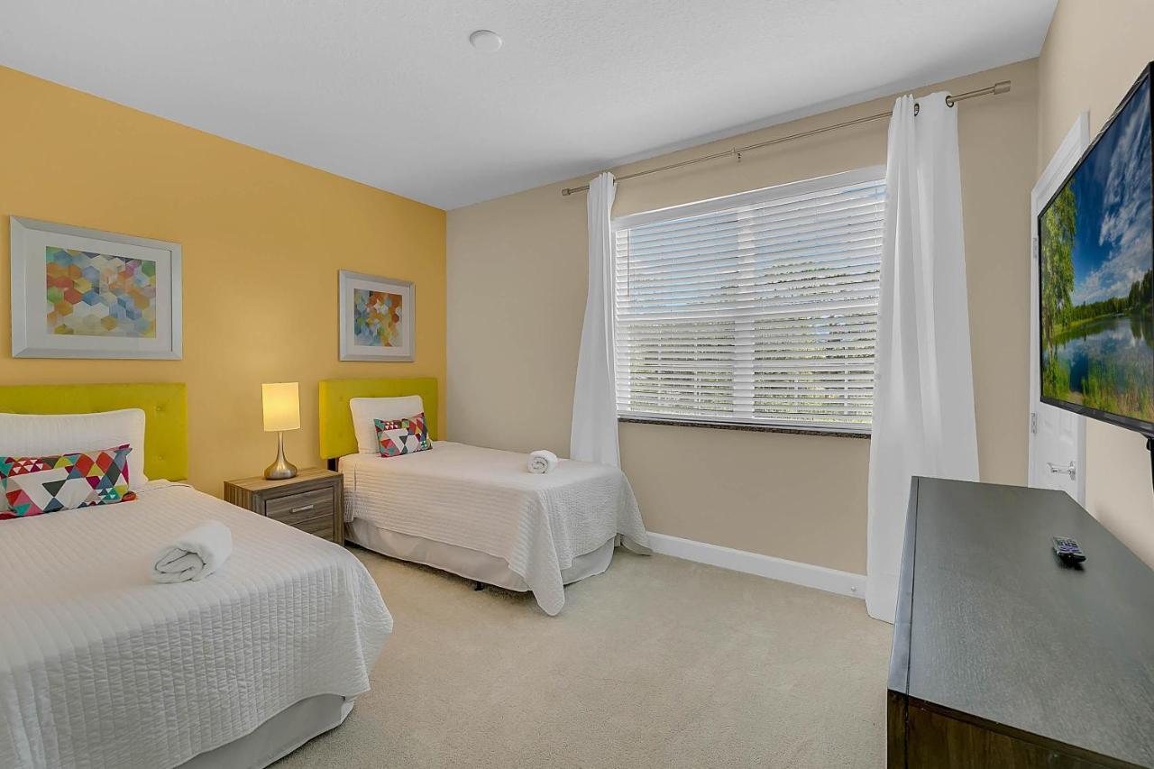 3 Bedrooms Pool With Clubhouse Amenities Retreat Orlando