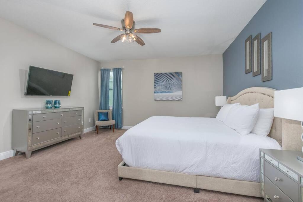 Luxury 6 Bedroom 6 Bath @encore Pool Grill. Holiday home Orlando