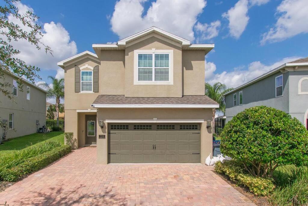 Holiday home Luxury 6 Bedroom 6 Bath @encore Pool Grill. *