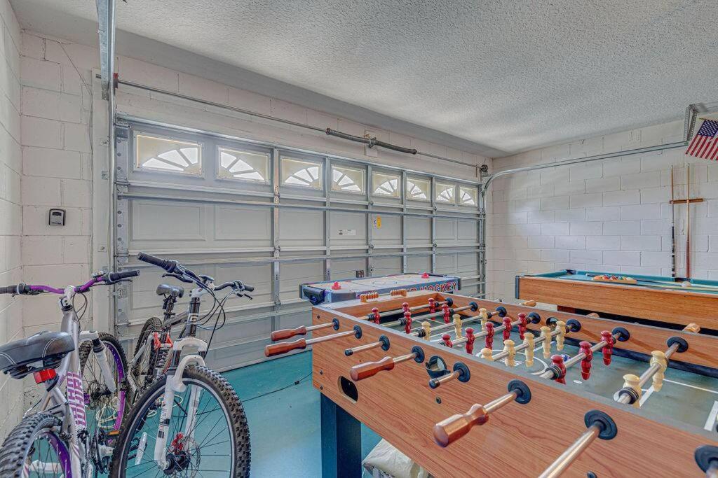 545 -beautiful 4 Bed With Sparkling Pool And Games * Orlando