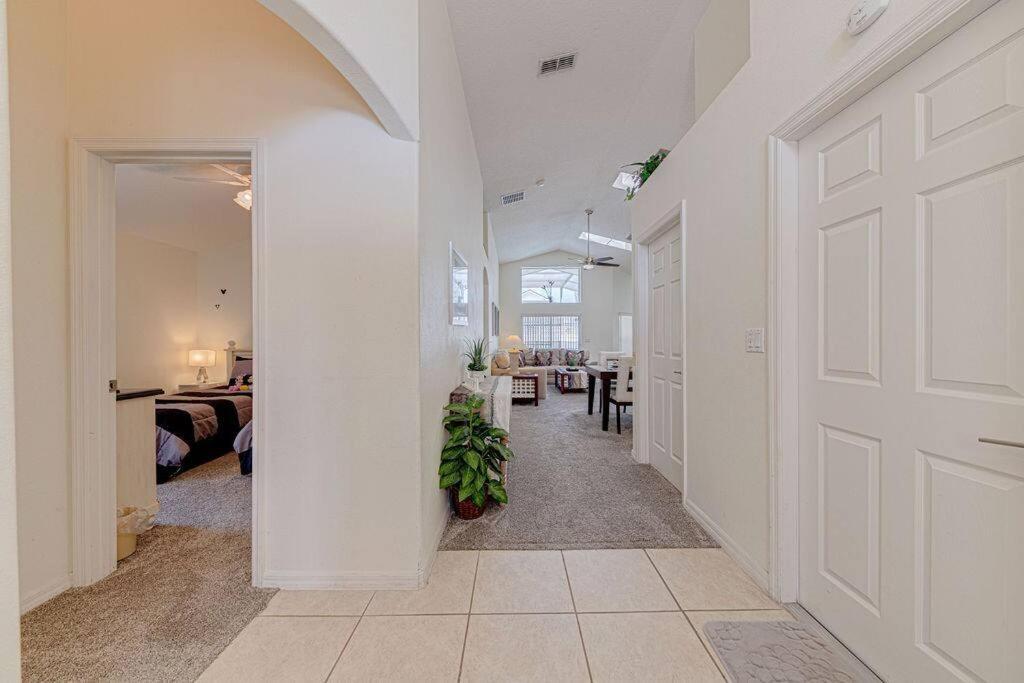 545 -beautiful 4 Bed With Sparkling Pool And Games * Orlando
