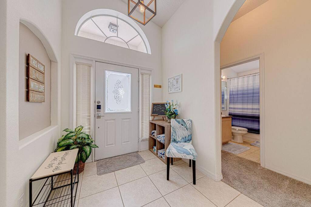 Holiday home 545 -beautiful 4 Bed With Sparkling Pool And Games Orlando