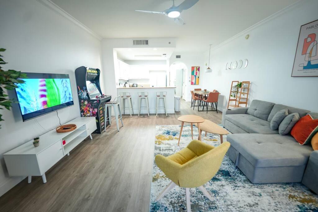Renovated Blue Heron 5 Pax Apartment *