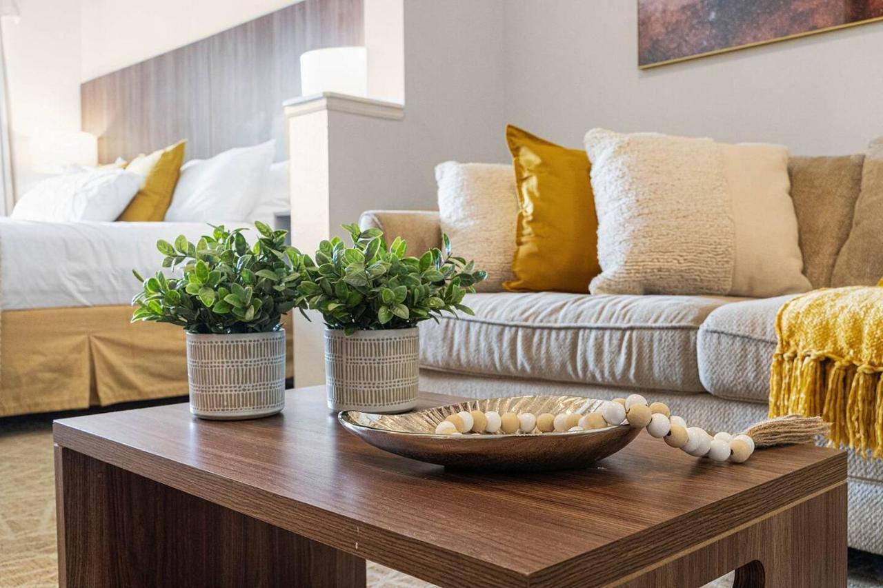 Stylish Near Parks *