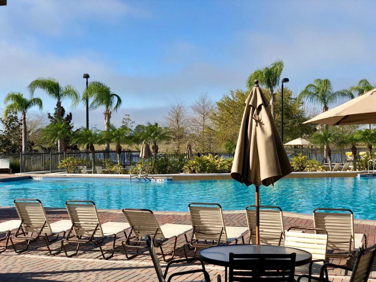 Apartment P.12 # Vista Cay Newly Remodeled Walking Distance From Convention Center /close To Universal/disney