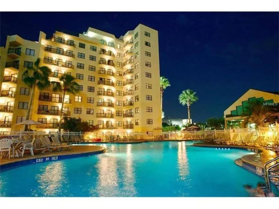 Gorgeous Near Parks And Convention Center Apartment Orlando