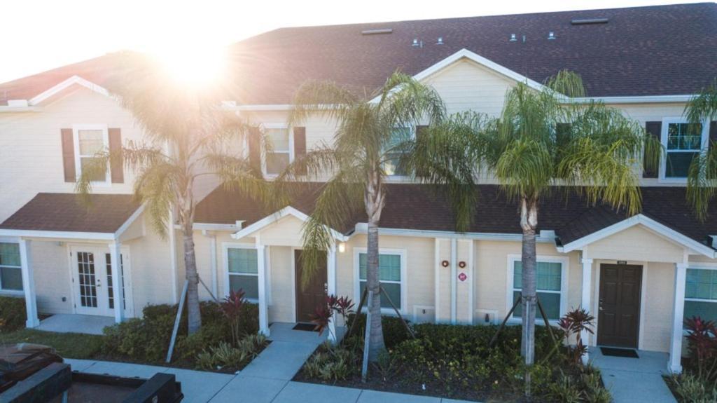 Townhome At West Lucaya 3202