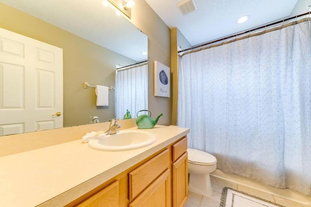 Family Pool Home, Gated Resort, Near & Golf -209 Orlando