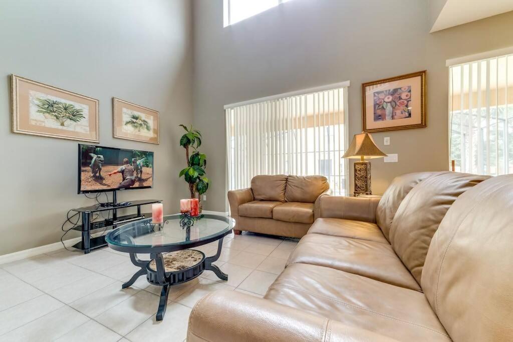 Family Pool Home, Gated Resort, Near & Golf -209