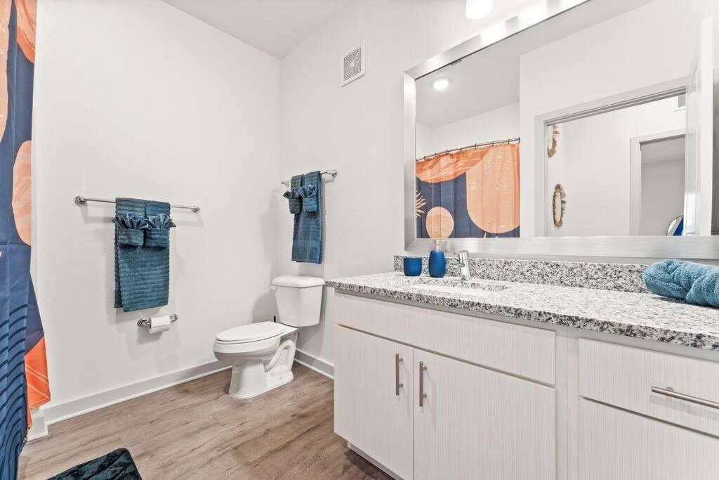 Apartment Complete Tranquil 10 Min To Parks Allows Pets, Resort-style Amenities Orlando
