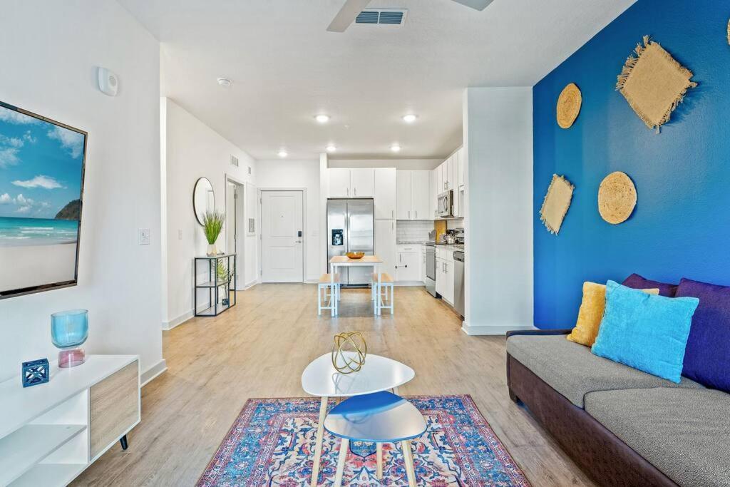 Complete Tranquil 10 Min To Parks Allows Pets, Resort-style Amenities Apartment Orlando