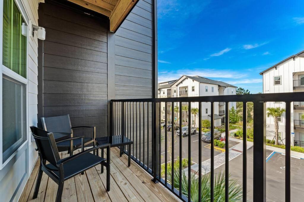 Complete Tranquil 10 Min To Parks Allows Pets, Resort-style Amenities *
