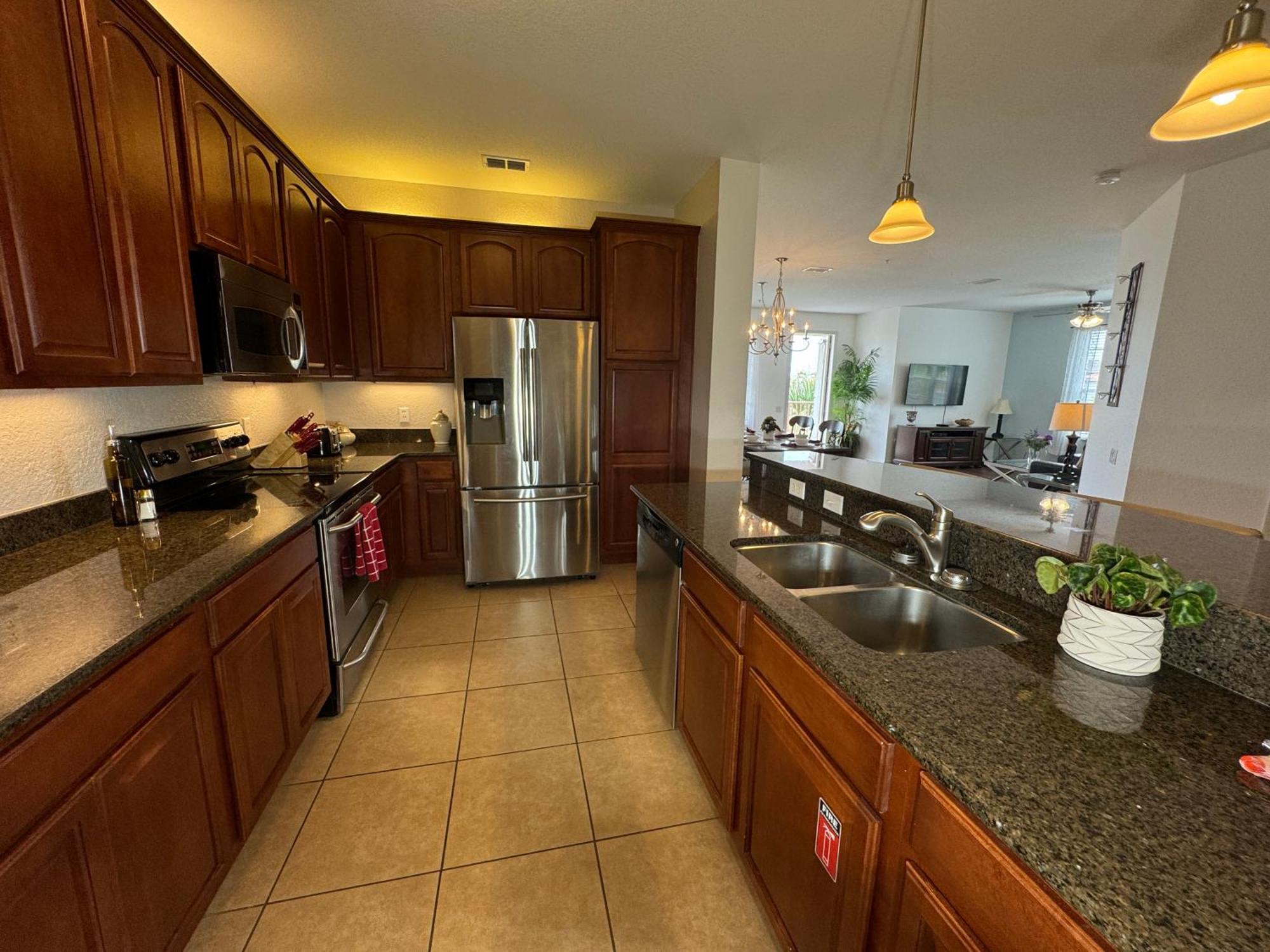 Vista Cay Getaway Luxury By Universal Apartment