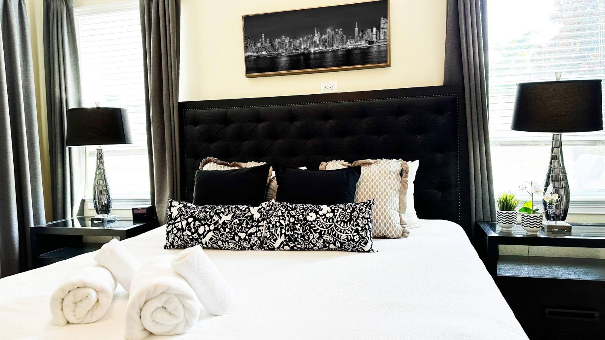 Magical Retreat At Encore, Movie Room, Close To *