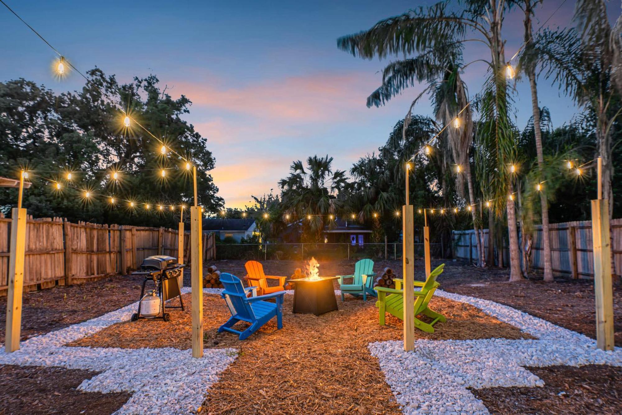 Holiday home Fire Pit + Grill + 2mi To Dt *